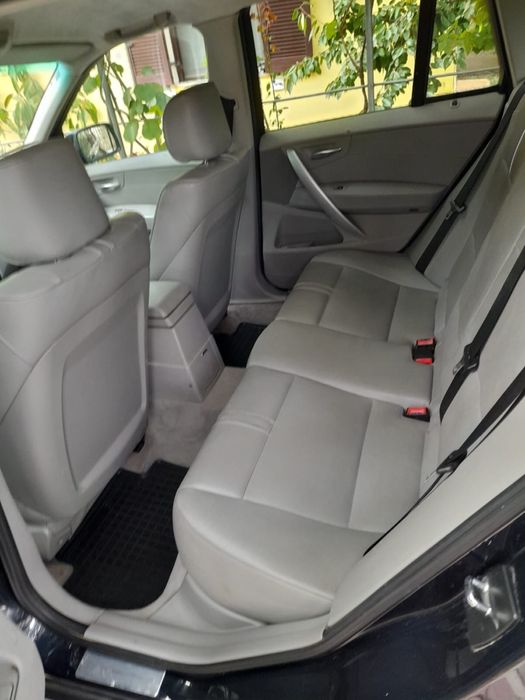 De vanzare bmw x3 e83