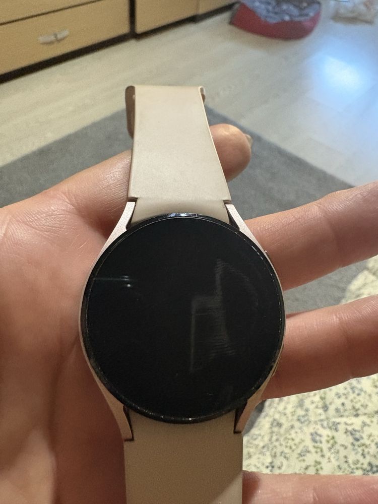 Смартчасовник Samsung Galaxy Watch 4