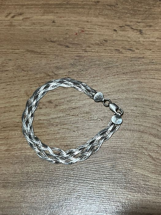 Продам серебрянный браслет