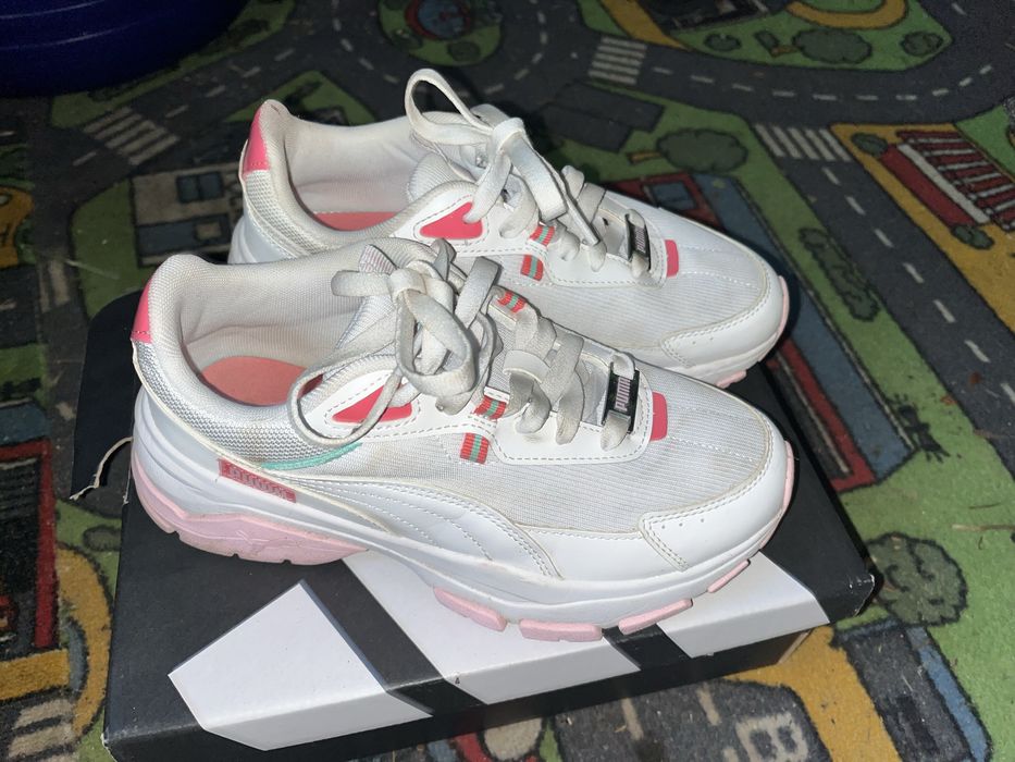 Adidasi Puma. Utilizati.