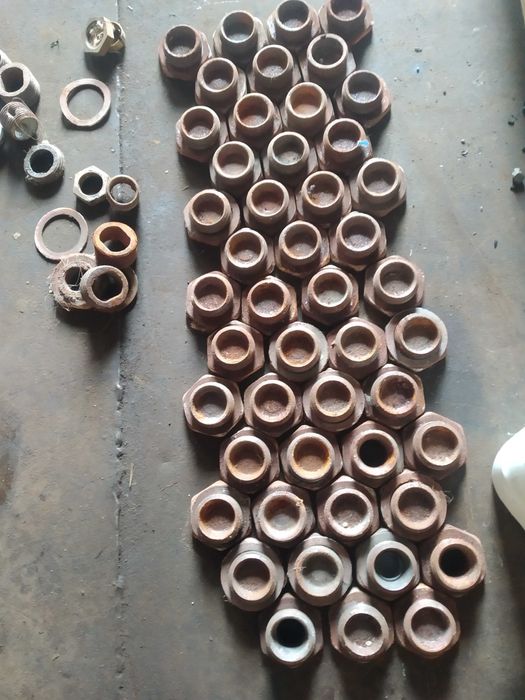 Заглушки  на  чугунные батареи.