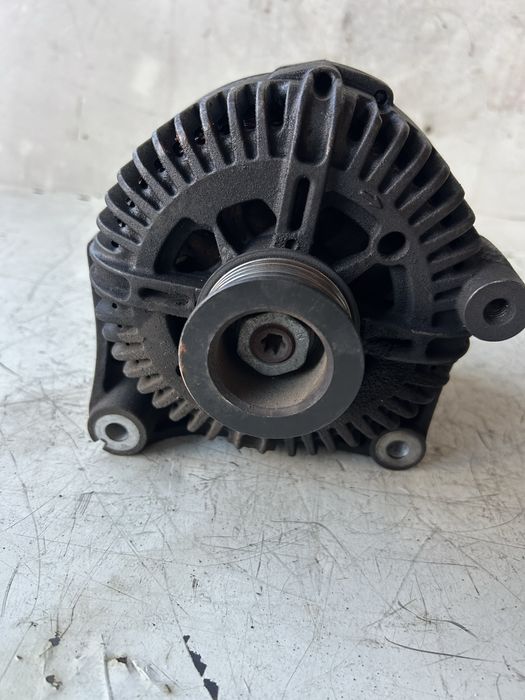 Генератор алтернатор за бмв е60 е65 е53 3,0д 218кс/Alternator za BMW