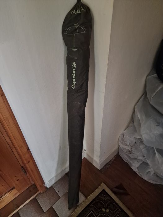 Vând umbrela  pescuit caperlan( 200cm)