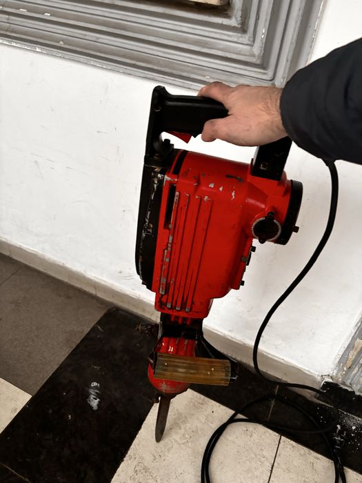 Ciocan demolator einhell
