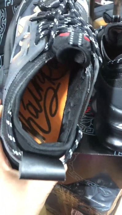 Versace chain reaction medusa