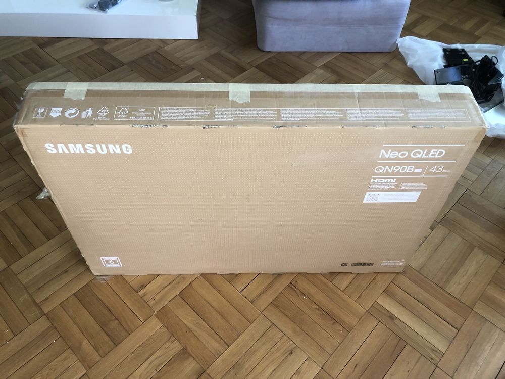 Samsung Neo QLED QN90B – 43 инча, модел 2022 г.