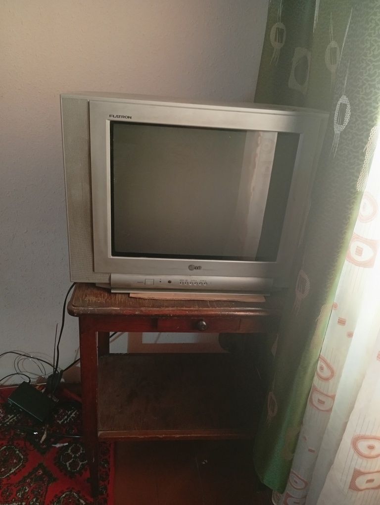 Srochna Televizor sotiladi ishlashi zoʻr