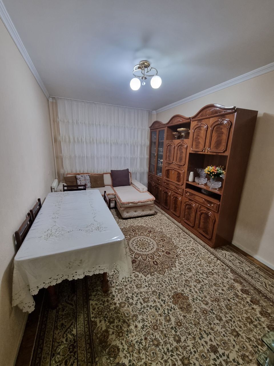 YUNUSOBOD 16 KV 4 xona dom sotiladi