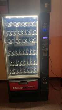 Automat de dulciuri, sucuri , etc