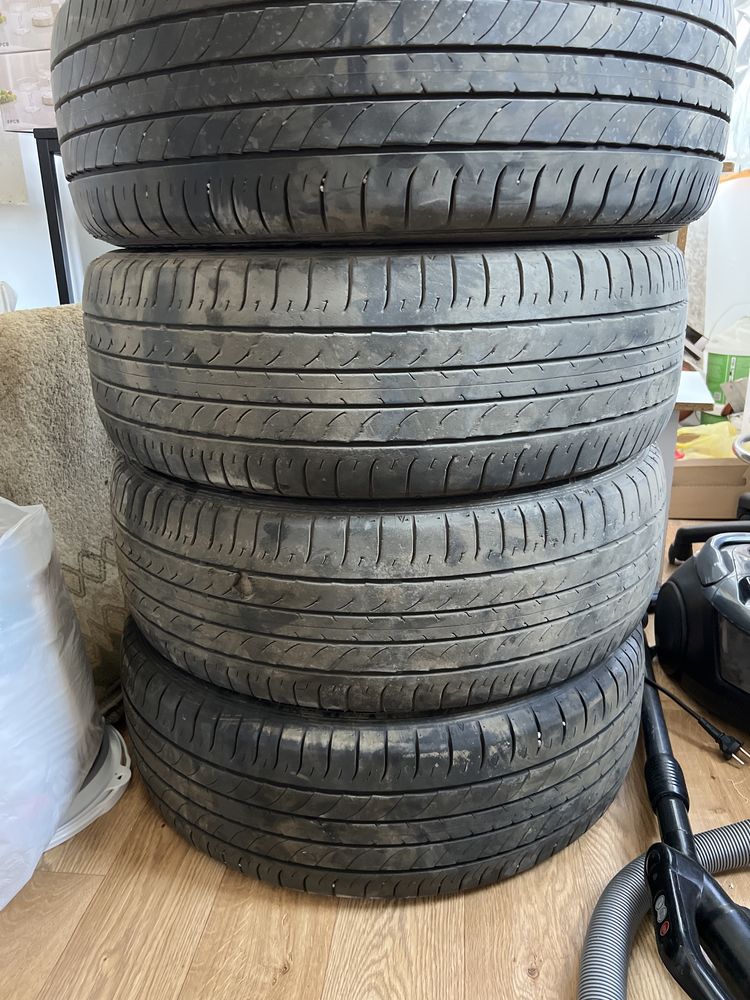 Шины 235/55R20 102V