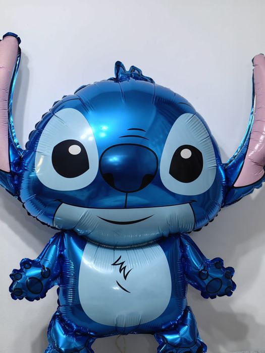 Фолиев балон със Стич