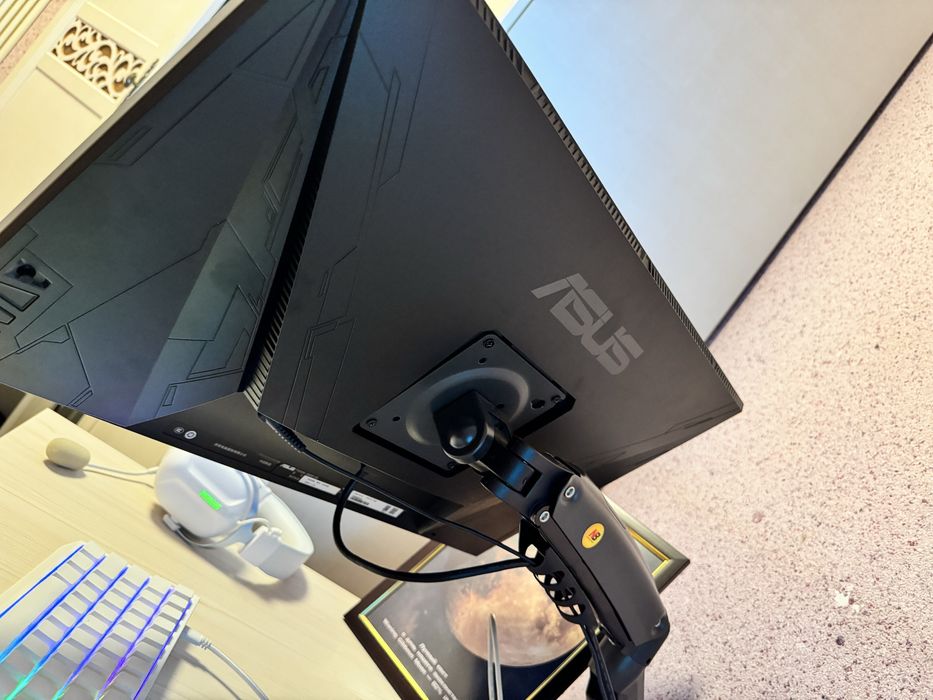 Продам монитор от Asus 280HZ