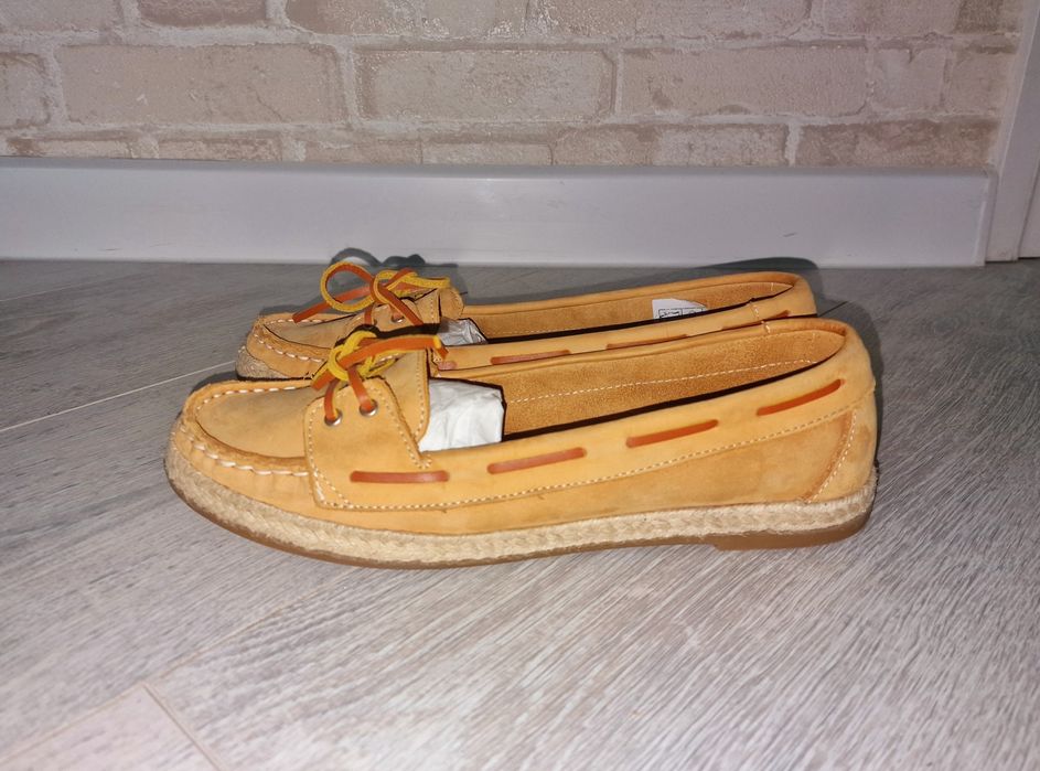 Мокасины женские в отличном состоянии!