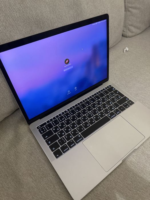 macbook pro 13 , 2017