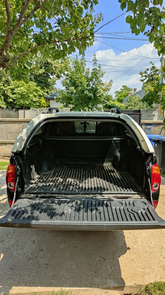 Vând Mitsubishi L200 benă lungă 2012