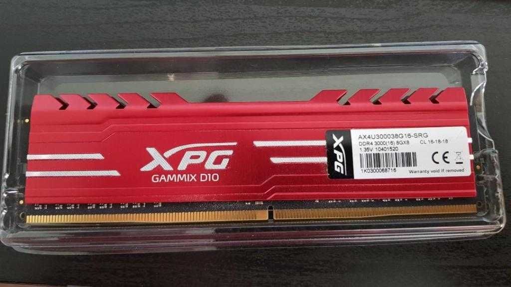 DDR-4 DIMM 8Gb/3000MHz PC24000 ADATA XPG Gammix D10, Red, BOX