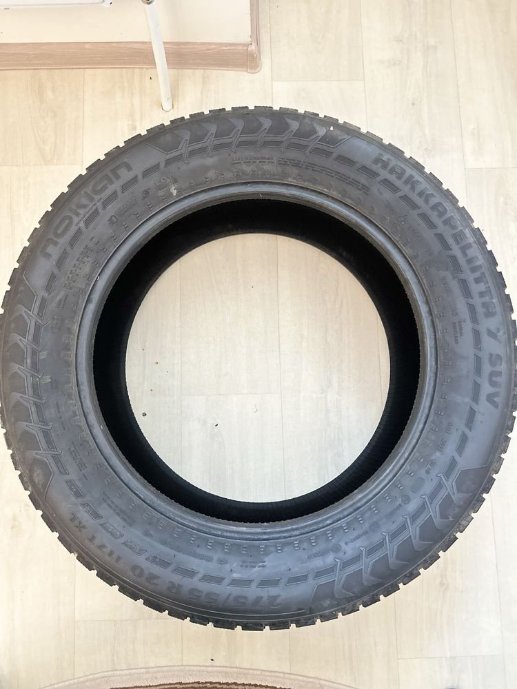 Продам зимние шины с шипами Б/У R20