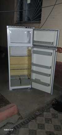 Холодильник Минск 2 камерный 126 молель