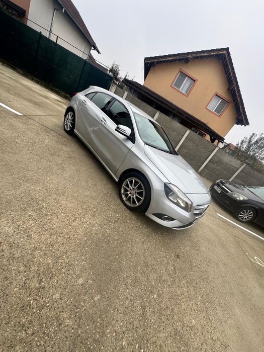 Mercedes Benz A180