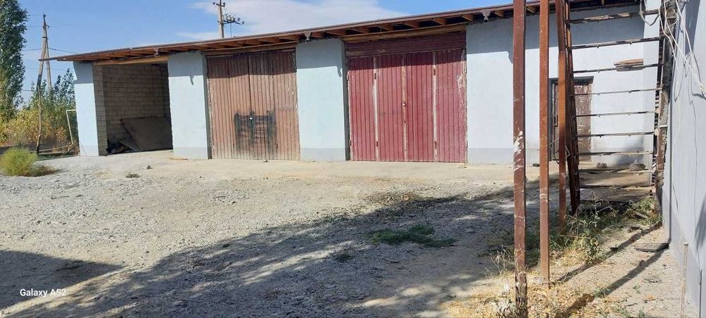 Avtoservis  sotiladi