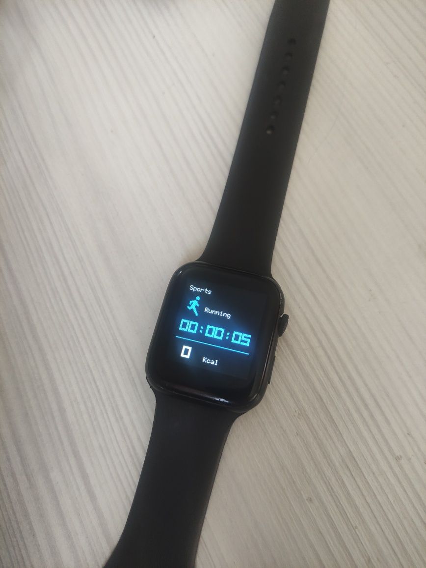 Продам  смарт часы- Smart watch