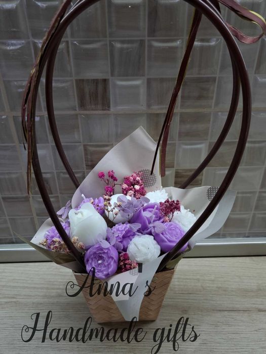 Красиви букети от соев восък