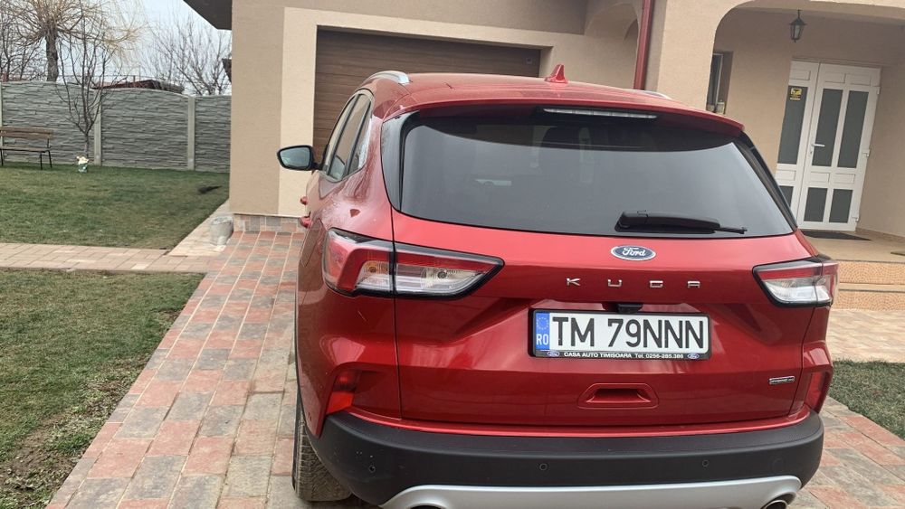 Vand FORD KUGA 2021 FHEV AWD(4x4)
