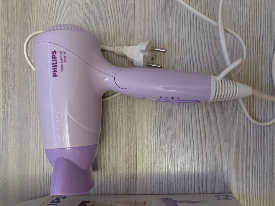 Фен Oriflame PHILIPS 1200 W