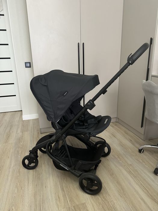 Продам коляску 2 в 1 easywalker