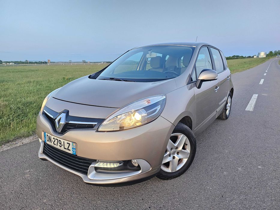 RENAULT SCENIC 1.5 DCI 110 CP Navi Pilot Automat