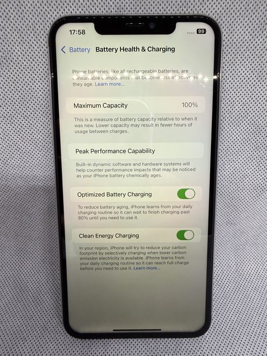 iPhone 11 pro max baterie 100%