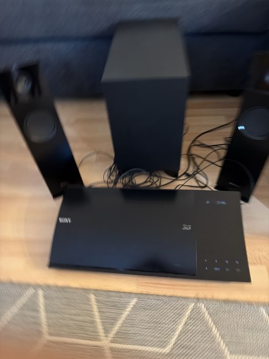 Sistem Home Theater Sony BDV-NF620 cu Blu-ray 3D, subwoofer și boxe