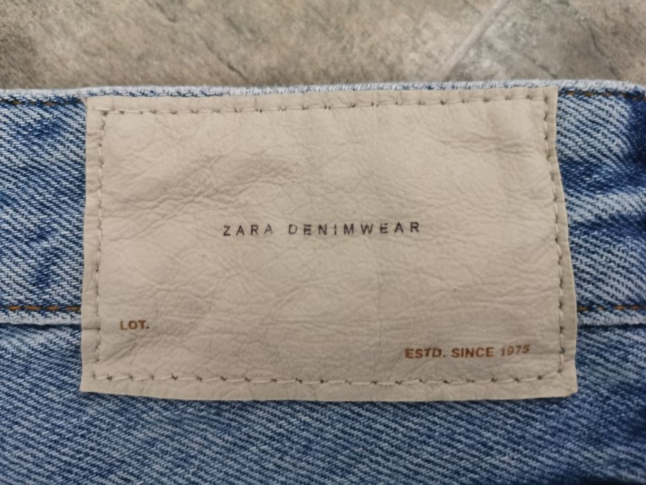 Blugi Zara nr 40