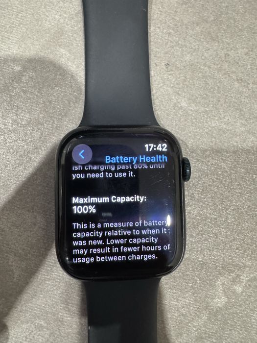 Apple Watch Series 9 (GPS + Cellular)  45mm Case - Aluminium