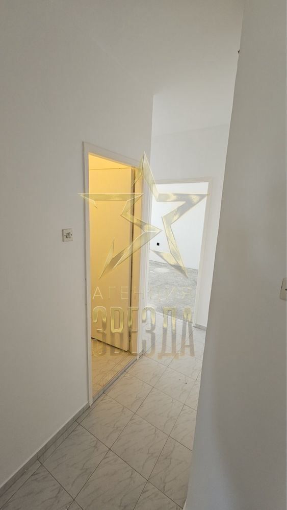 Продава се Тристаен апартамент в Пловдив, Тракия - 75 кв.м за 1534 €/кв.м - Снимка #2
