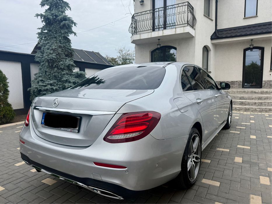 Mercedes E-Class Impecabil!