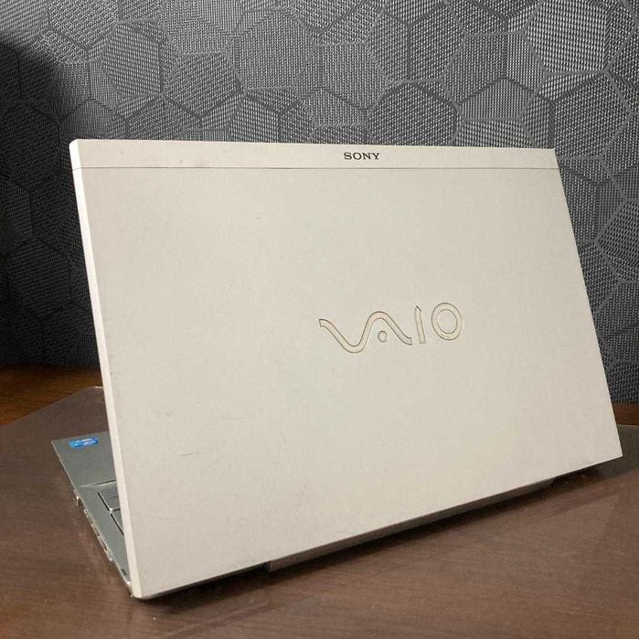 Лаптоп Sony VAIO