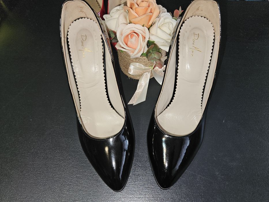 Pantofi femei din piele lăcuită nr 39