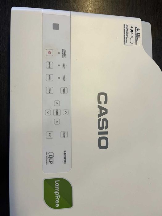 Лазерен проектор CASIO XJ-A142