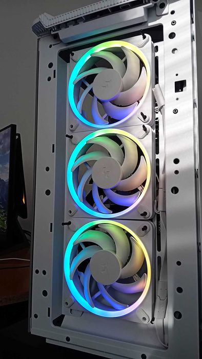 Fractal Momentum 12 rgb white (3бр. комплект)