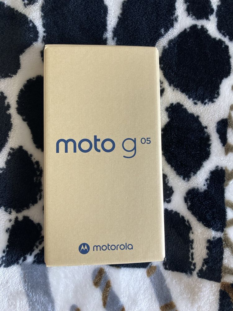 Смартфон Matorola moto g05