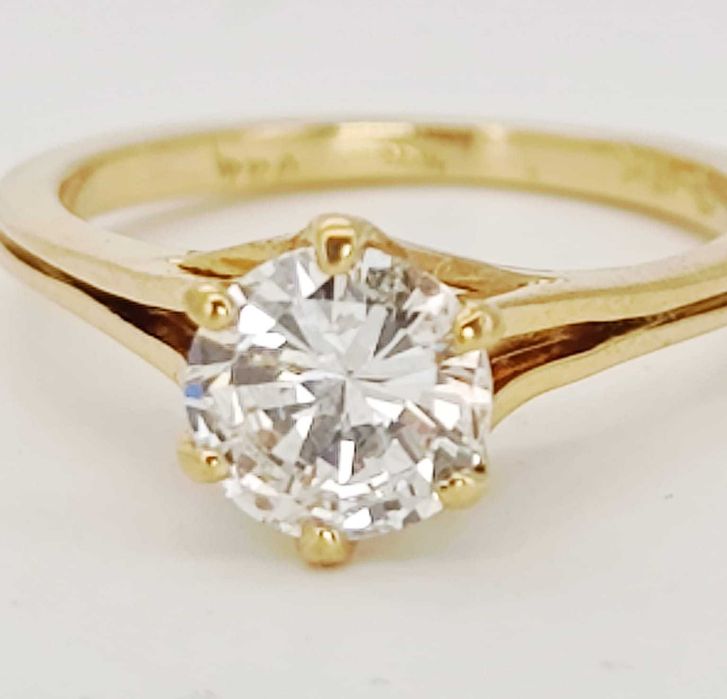 Inel 18k cu diamant 1.09ct