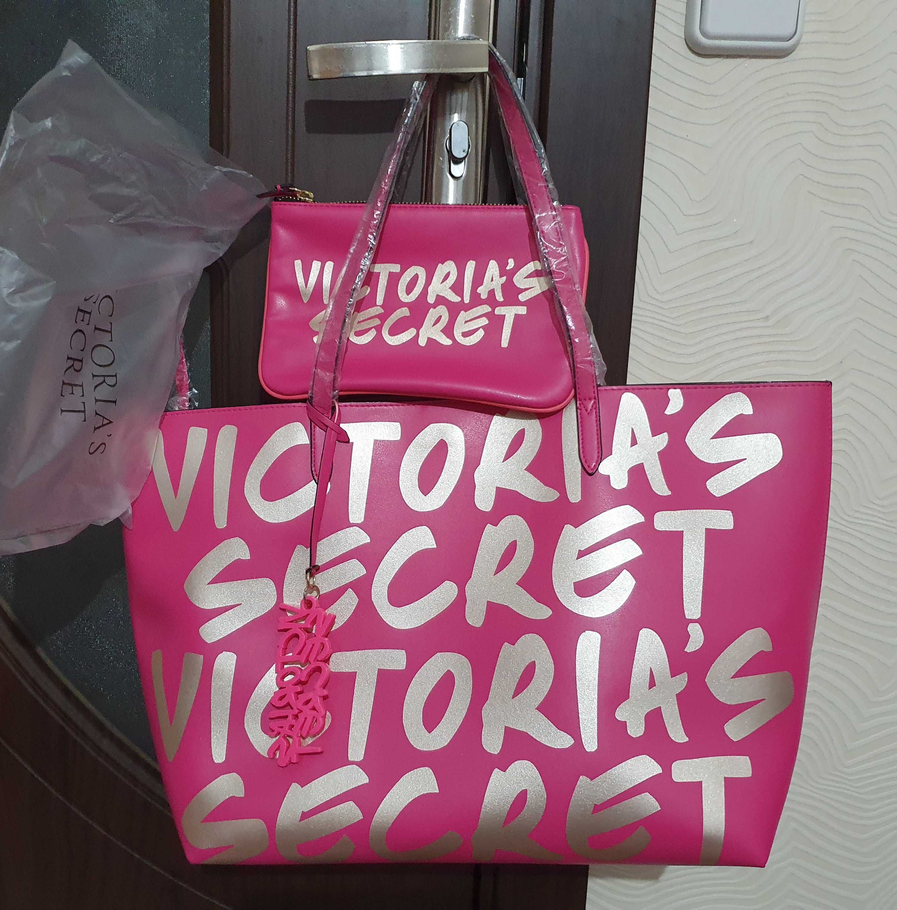 Кожена чанта 3в1 Victoria's Secret pink-gold-140лв.НОВА