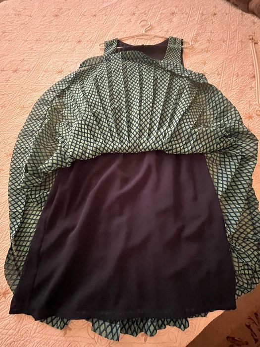 Чисто нова рокля Tommy Hilfiger , размер 12, прана на хим. чистене