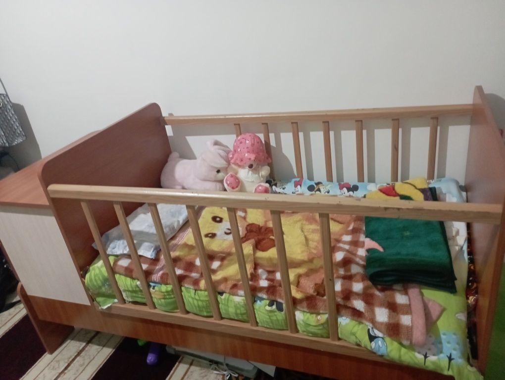 Продаётся детская кровать