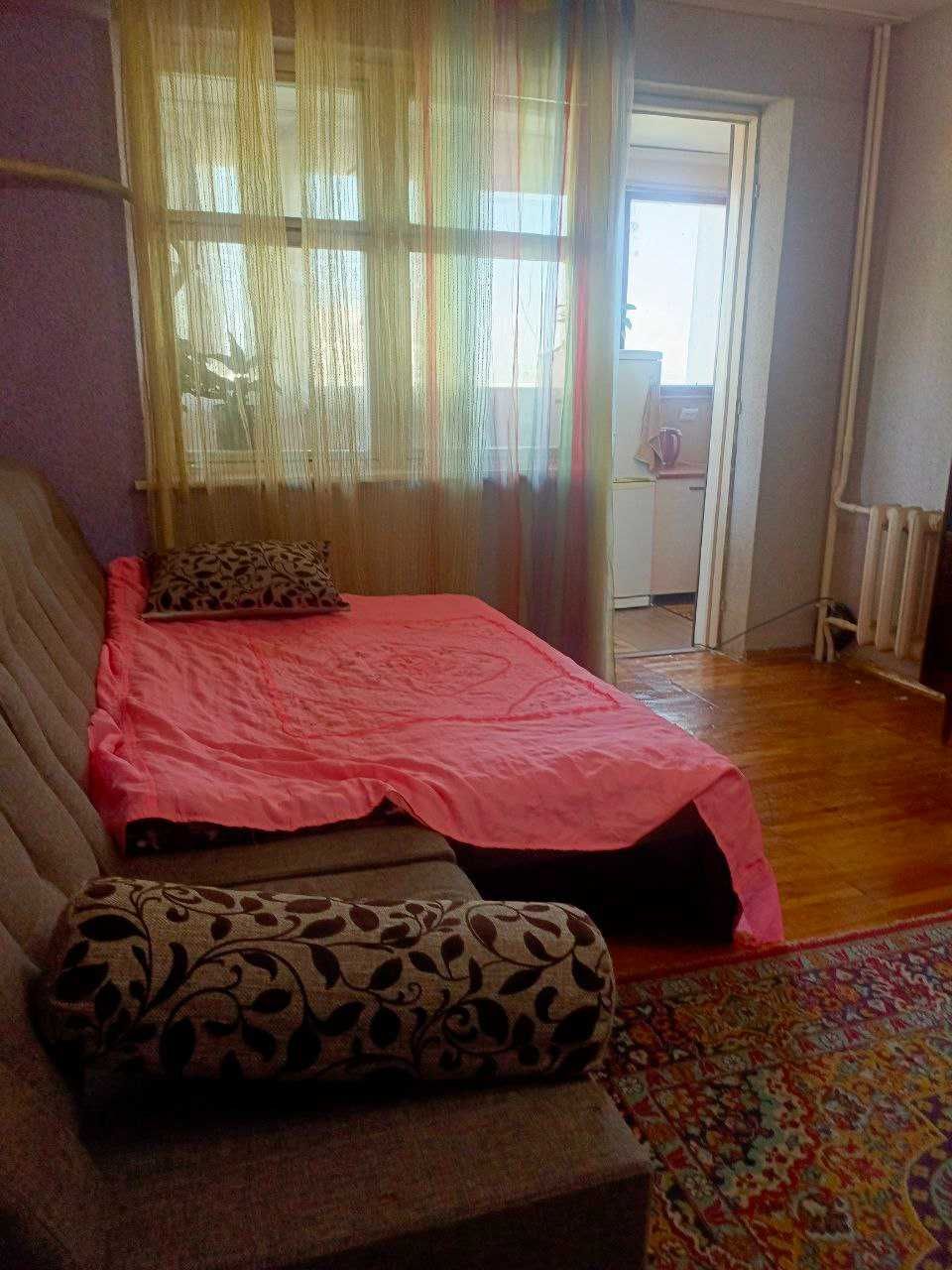 Сдам в Центре 2-комн. Цум (метро Космонавтов)