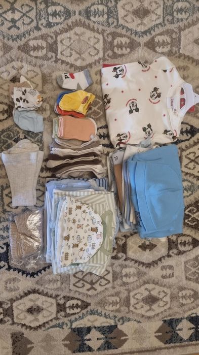 Nou născut și viitoare mămici