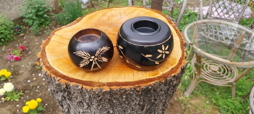 Комплект дървени свещници