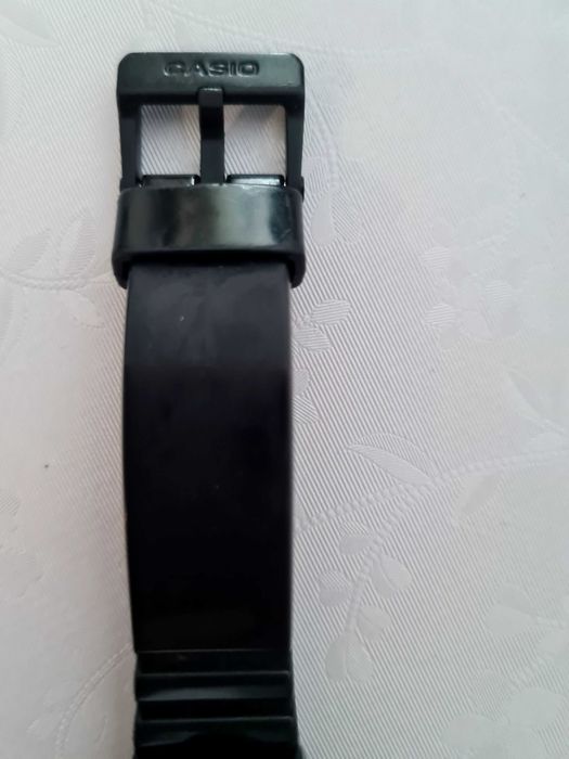Детски часовник Casio, перфектен