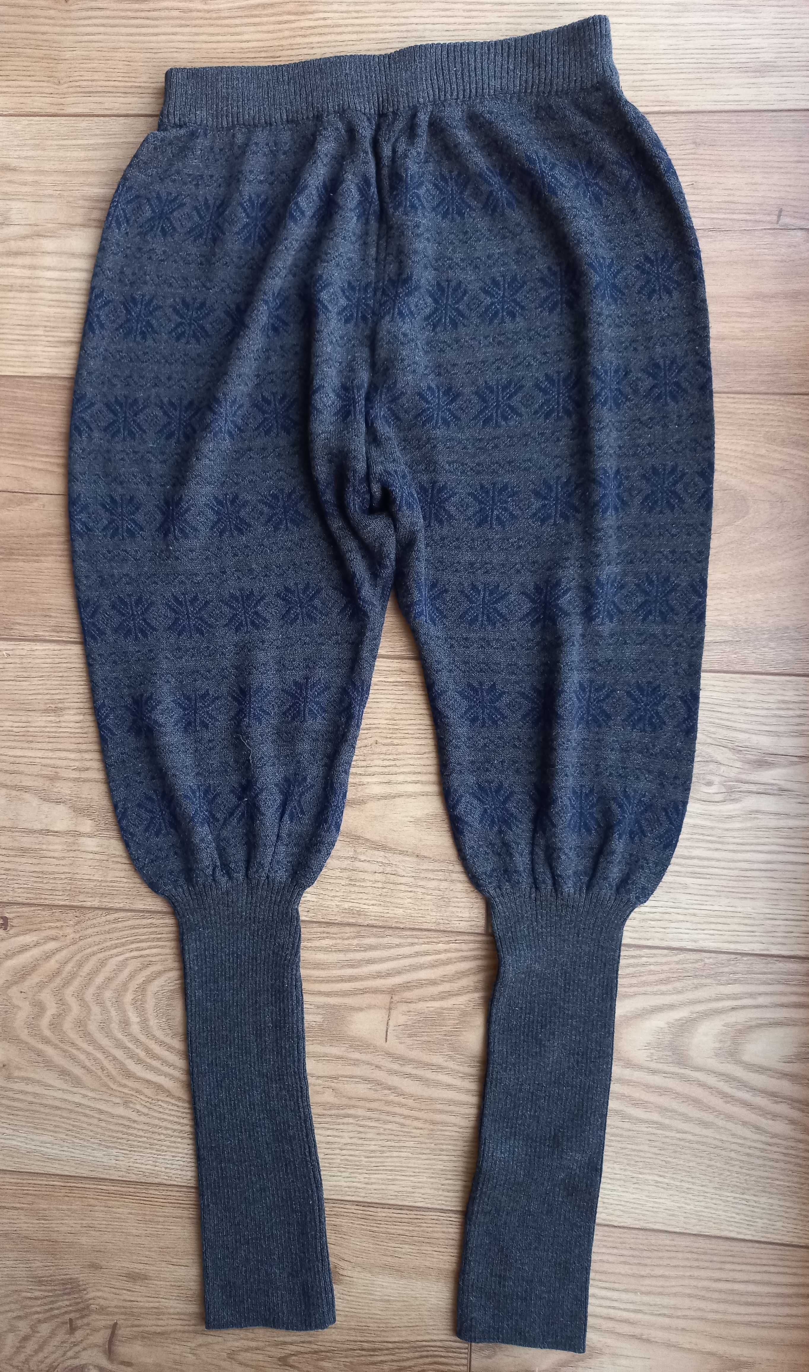 Pantaloni tricot lână